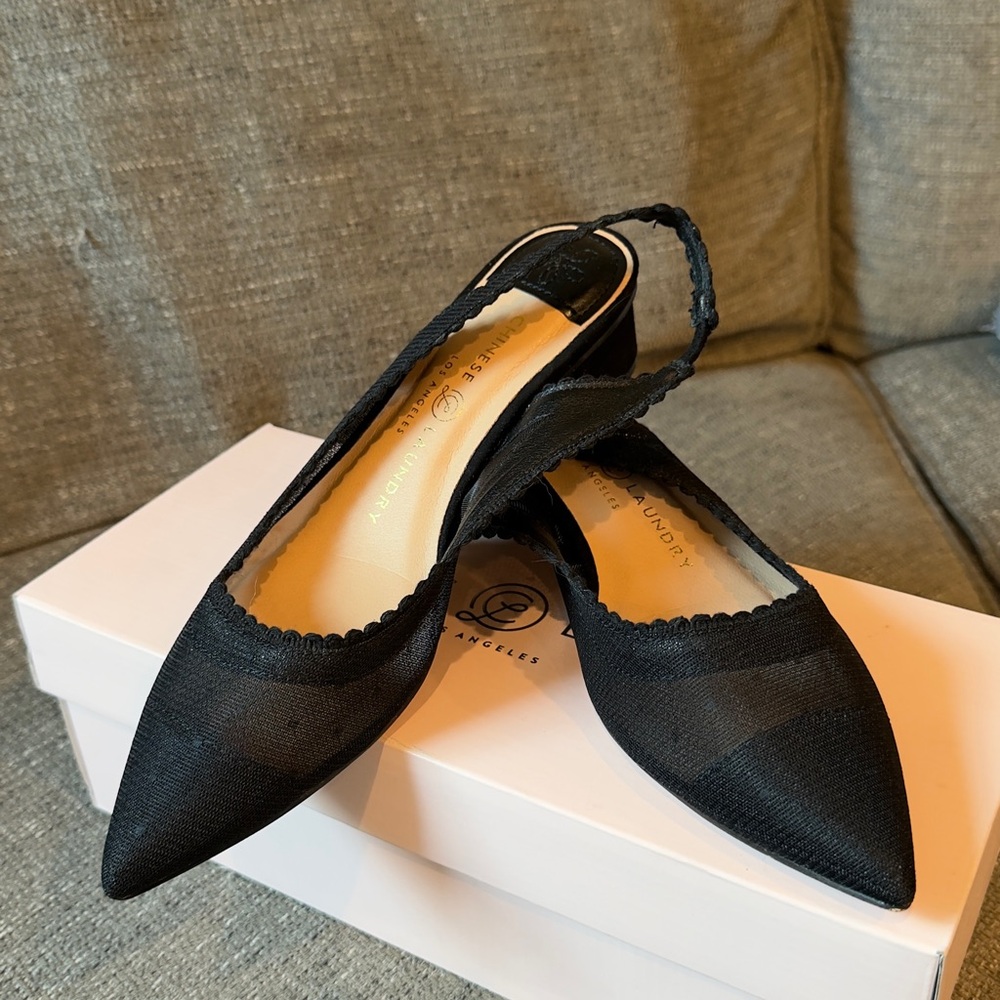 Chinese Laundry Mayberry Slingback Flats Black Mesh Size 6.5 Pointed Toe